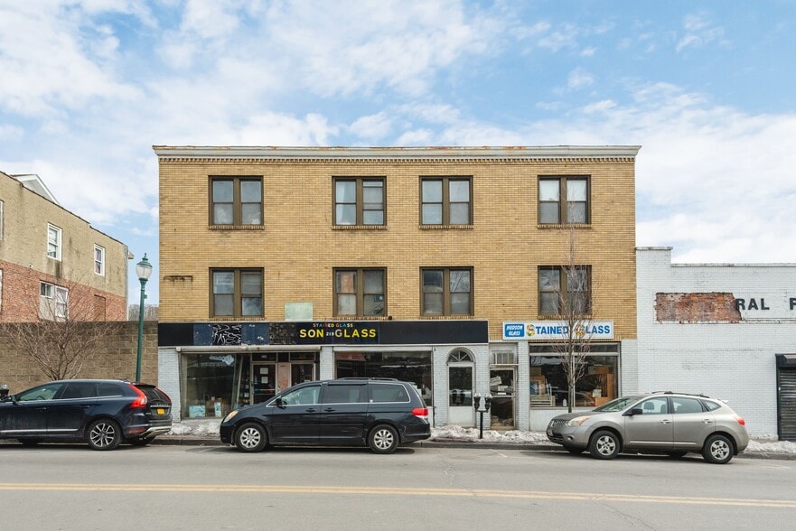 Primary Photo Of , Peekskill General Retail For Sale