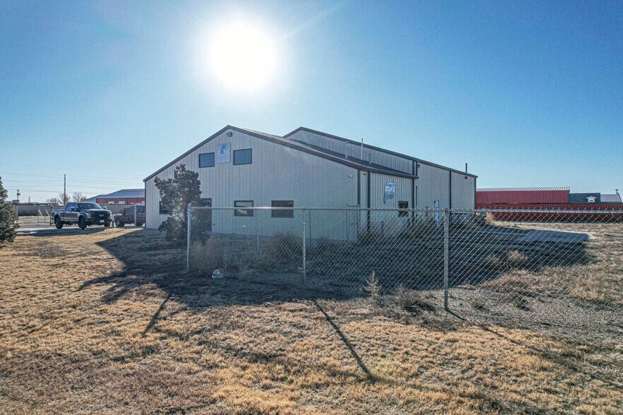 More Photos Of 2901 Lafayette Ln, Amarillo Warehouse For Sale