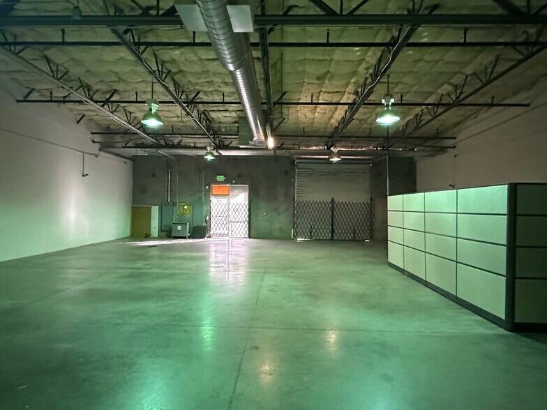 More Photos Of 2526 Qume Dr, San Jose Light Distribution For Lease