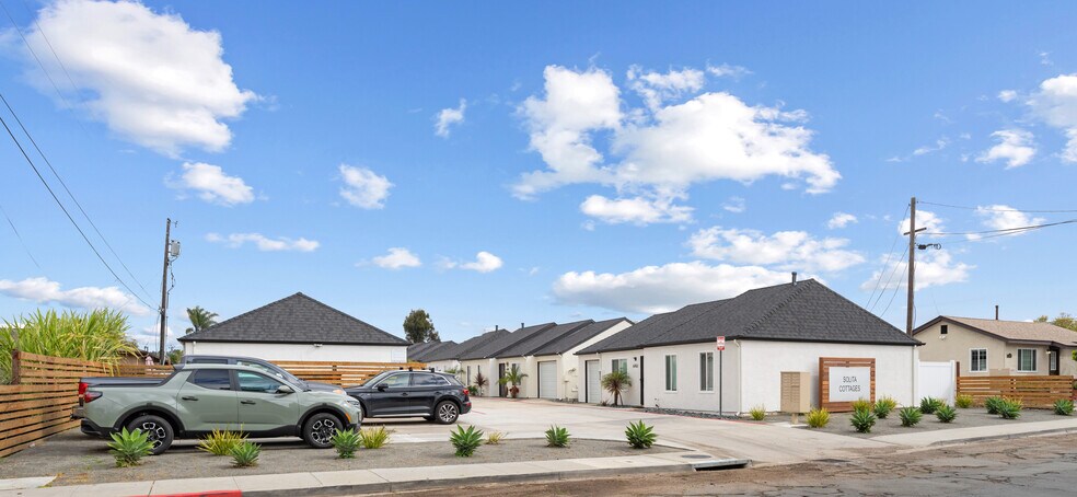 More Photos Of 6752-6770 Solita Ave, San Diego Apartments For Sale