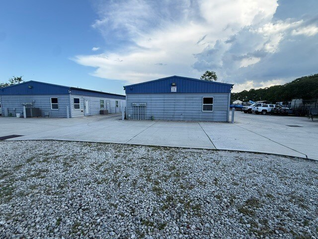 More Photos Of 14 Utility Dr, Palm Coast Industrial For Lease