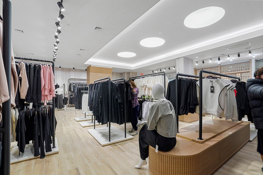 More Photos Of 347 Flushing Ave, Brooklyn Office For Lease