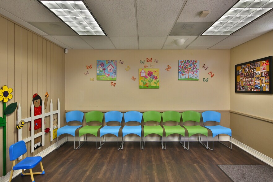 More Photos Of 23321 El Toro Rd, Lake Forest Medical For Lease