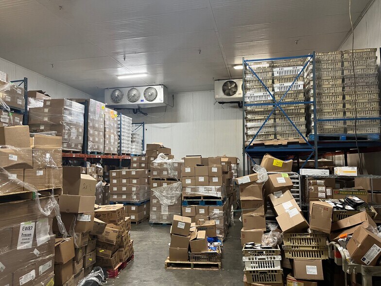 More Photos Of 50-60 Parkway Pl, Edison Warehouse For Sale