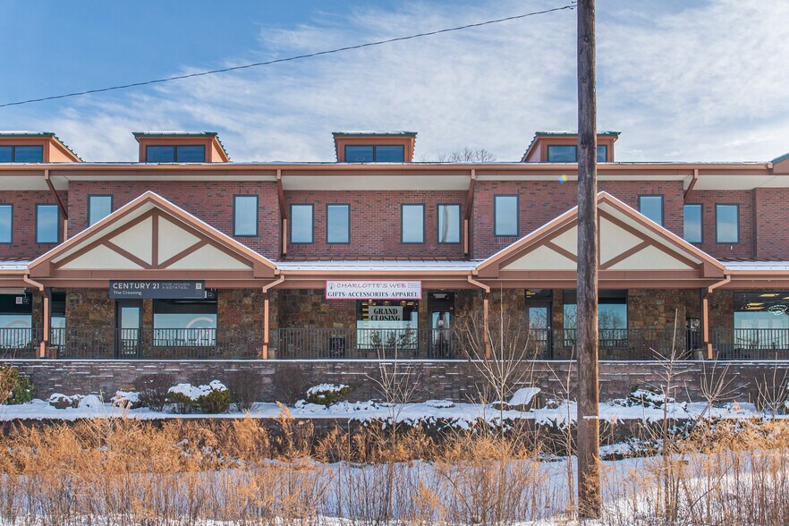 More Photos Of 8-10 White Hall Rd, Towaco Storefront Retail Office For Lease