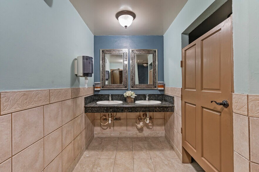 More Photos Of 11261 Merritt St, Castroville Specialty For Sale