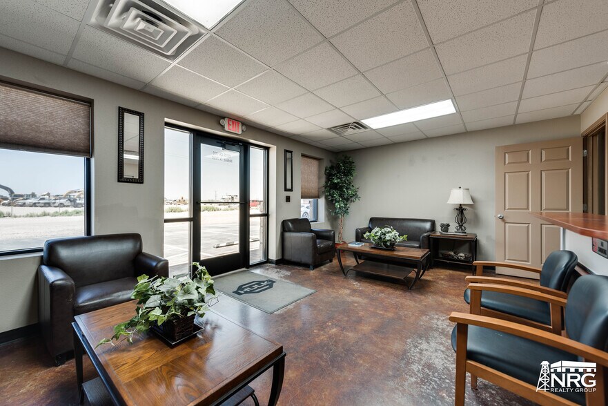 More Photos Of 1101 S County Road 1302, Midland Warehouse For Sale