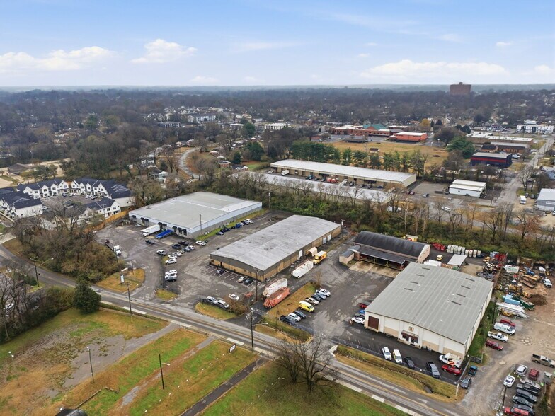 More Photos Of 213 Whitsett Rd, Nashville Warehouse For Sale