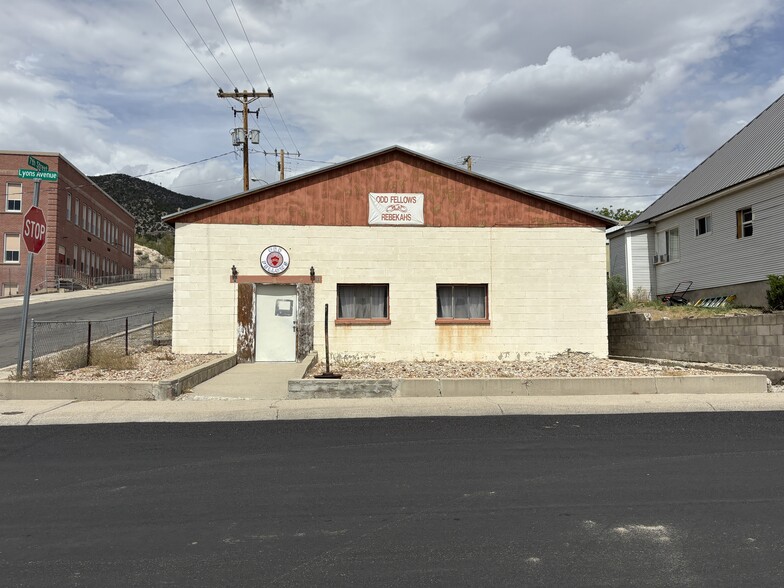 Primary Photo Of 702 Lyons Ave, Ely Lodge Meeting Hall For Sale