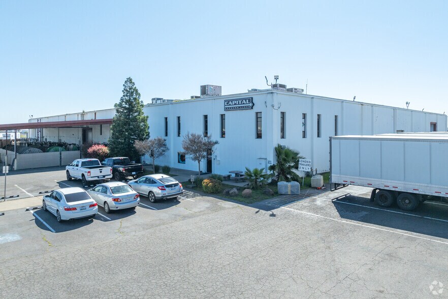 Primary Photo Of 8180 Signal Ct, Sacramento Warehouse For Lease