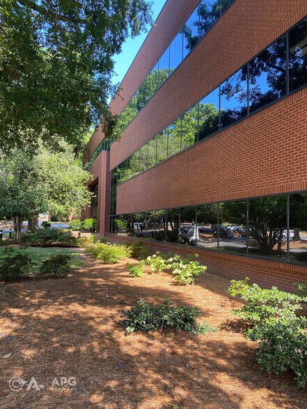 More Photos Of 6131 Falls of Neuse Rd, Raleigh Office For Lease