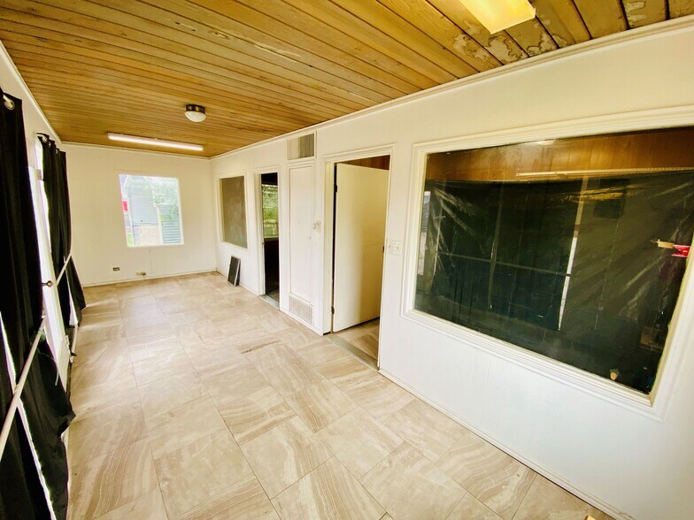 More Photos Of 1750 S Business Ih 35, New Braunfels Land For Sale