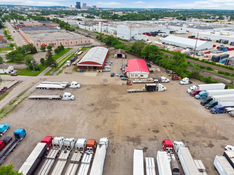 More Photos Of 1227 Deeds Ave, Dayton Warehouse For Lease