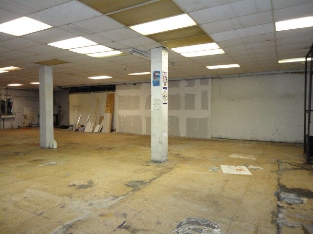 More Photos Of 6858 S Halsted St, Chicago Freestanding For Sale