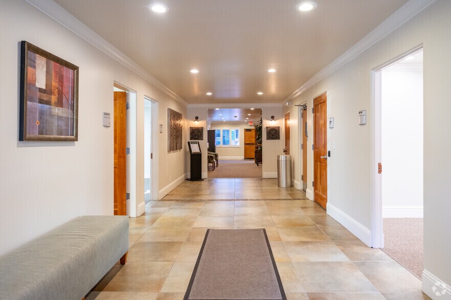 More Photos Of 675 Hartz Ave, Danville Office For Sale
