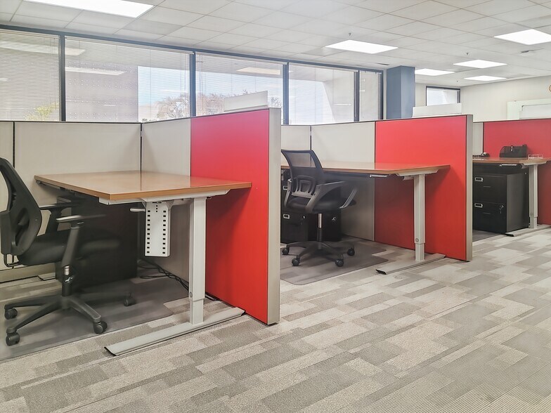 More Photos Of 1300 K St, Modesto Coworking Space