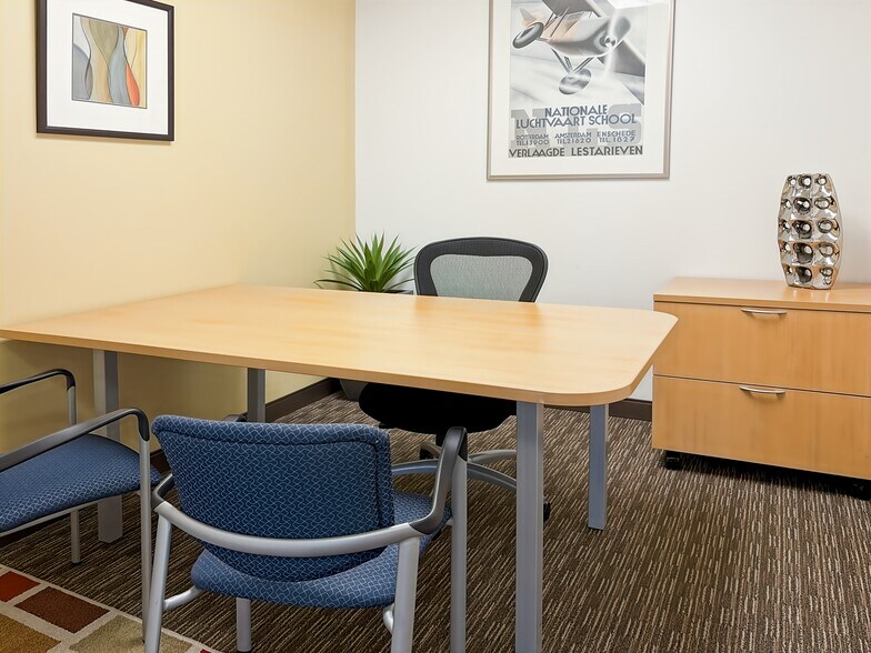 More Photos Of 20130 Lakeview Center Pl, Ashburn Coworking Space