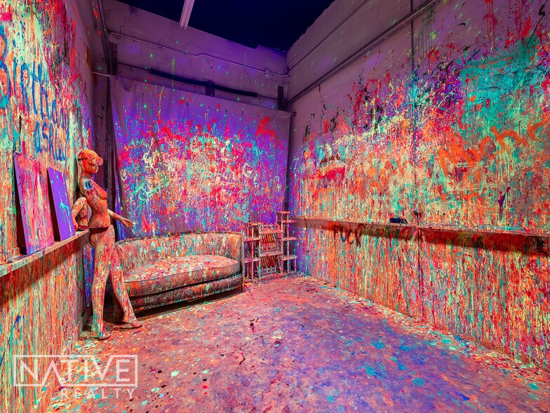 More Photos Of 535 NE 13th St, Fort Lauderdale Showroom For Lease