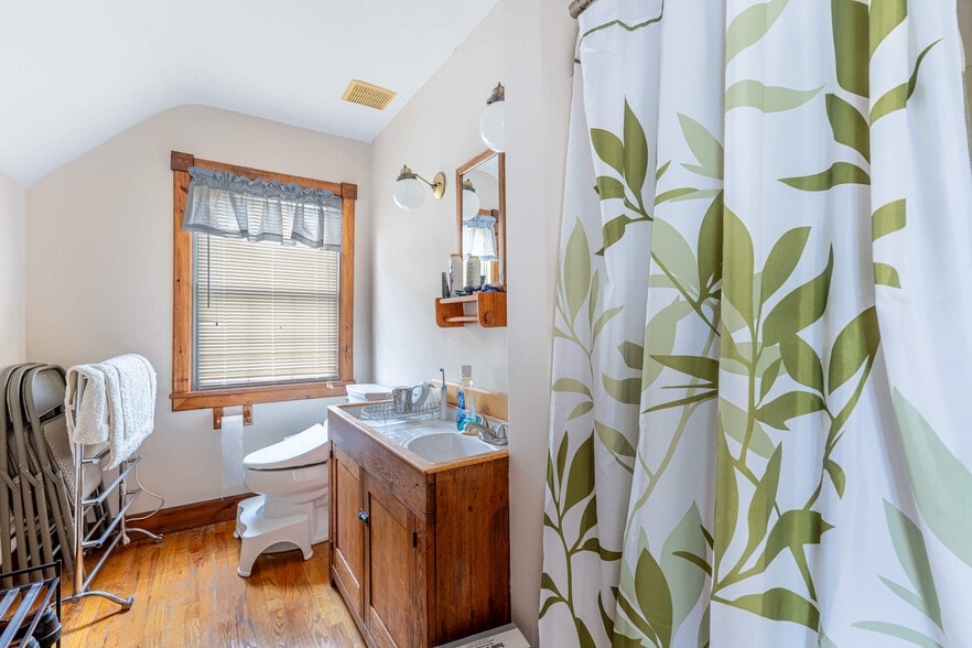 More Photos Of 3299 Kemp Rd, Dayton Office For Sale