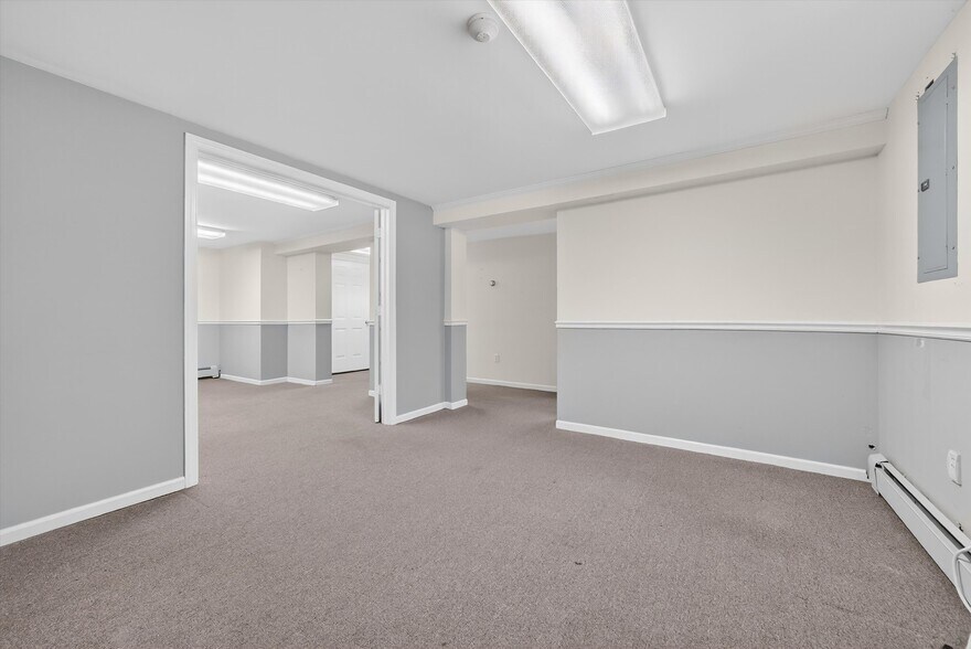 More Photos Of 75 Ramapo Rd, Garnerville Office For Sale