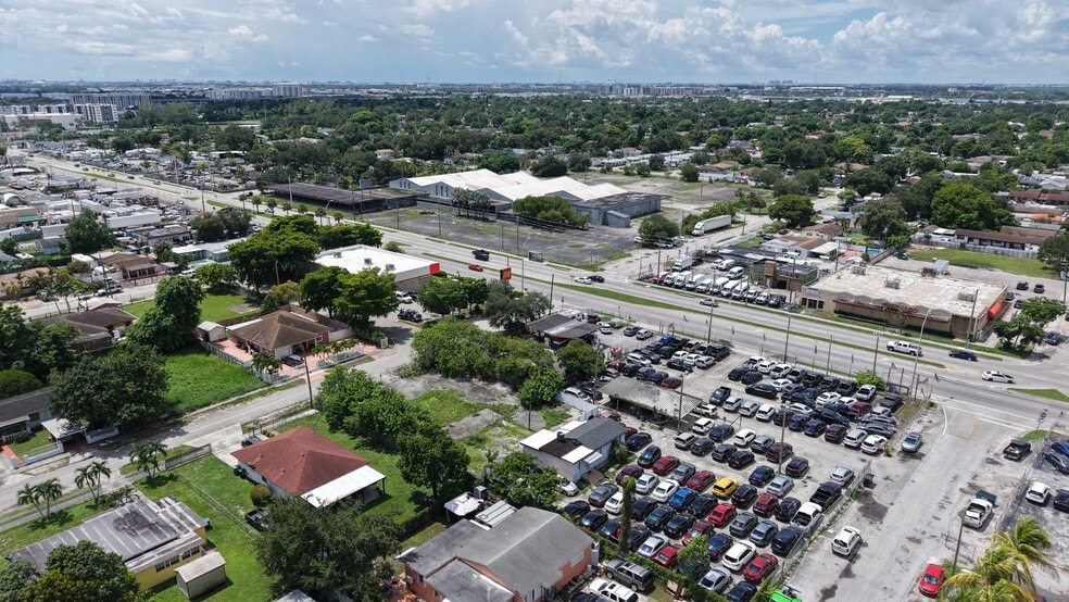 More Photos Of 9301 NW 27th Ave, Miami Auto Dealership For Sale
