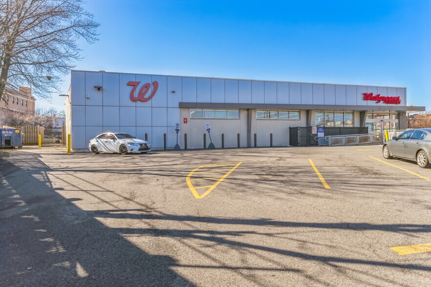 More Photos Of 1242 Liberty Ave, Ozone Park Drugstore For Lease