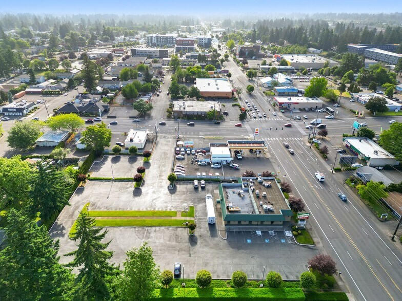 More Photos Of 17937 SE Stark St, Portland General Retail For Sale