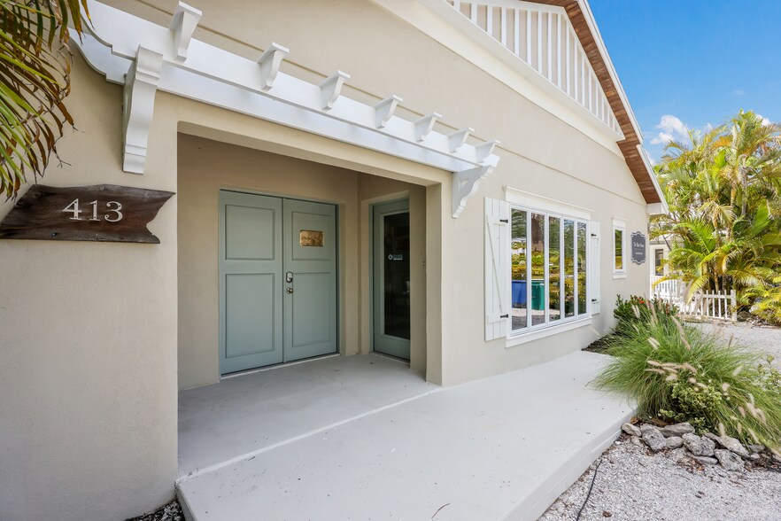 Primary Photo Of 413 Pine Ave, Anna Maria Flex For Lease