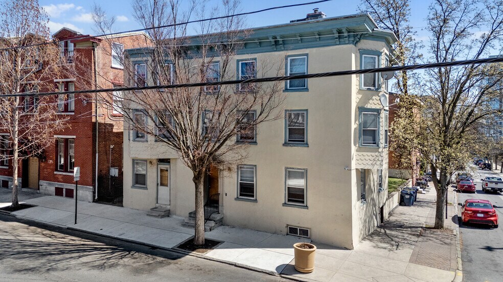 More Photos Of 600 N West St, Wilmington Apartments For Sale