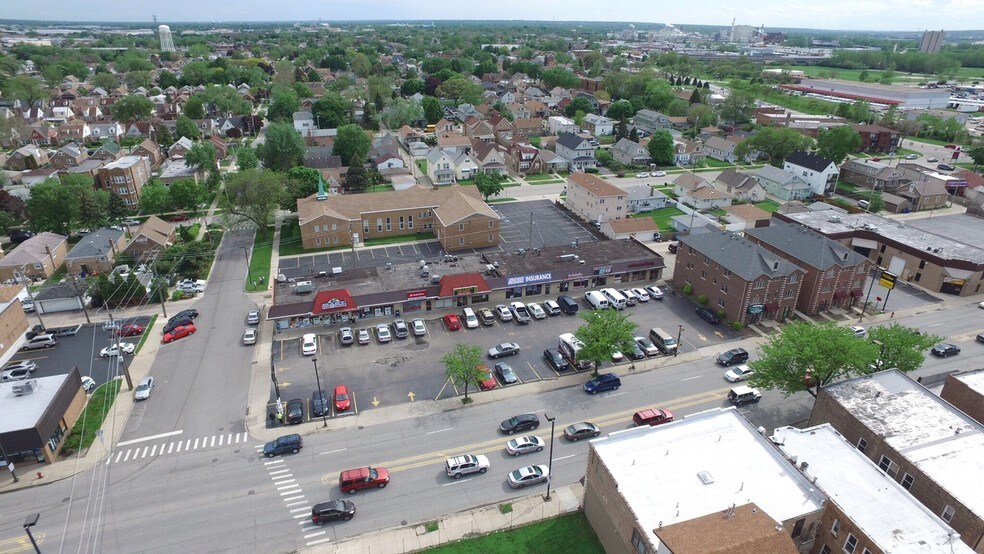 More Photos Of 7401-7415 Archer Ave, Summit Storefront For Lease