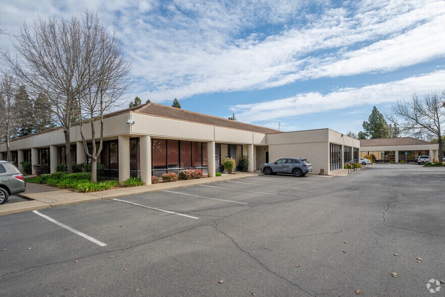 More Photos Of 9616 Micron Ave, Sacramento Office For Lease
