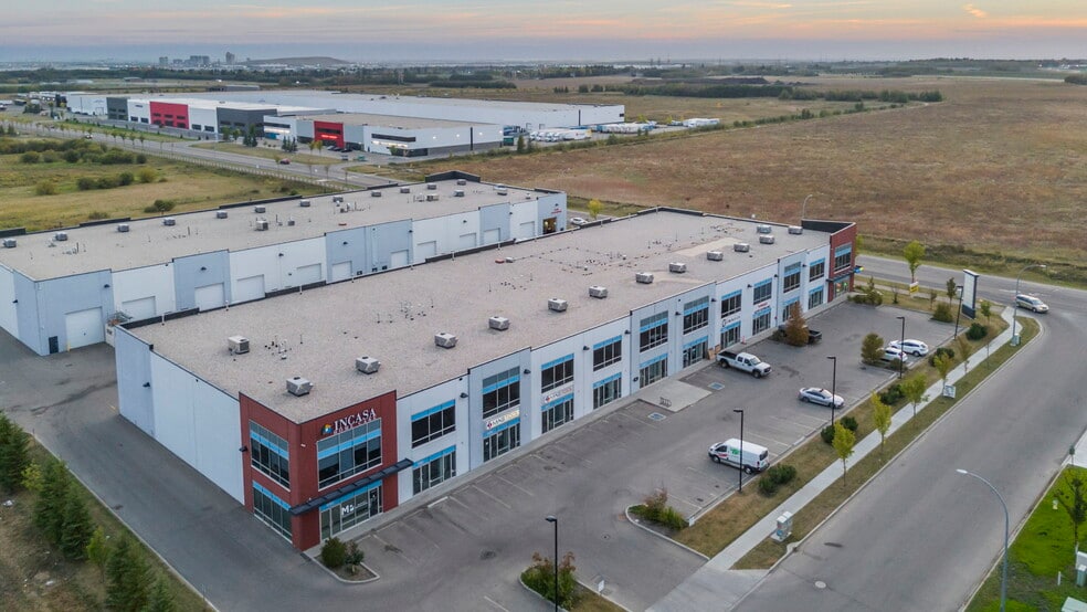 More Photos Of 14165-14185 162 Ave NW, Edmonton Showroom For Lease