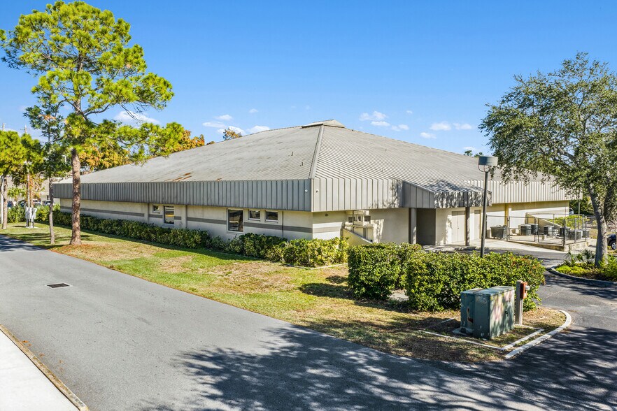 More Photos Of , Clearwater Office For Sale