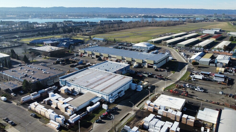 More Photos Of 2300 E 1st St, Vancouver Warehouse For Lease