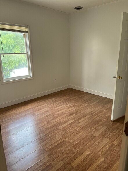 More Photos Of 240 E Main St, Mount Vernon Apartments For Sale