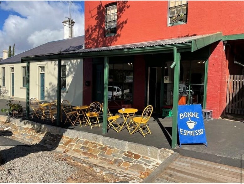 More Photos Of 67-69 High St, Maldon Storefront For Lease