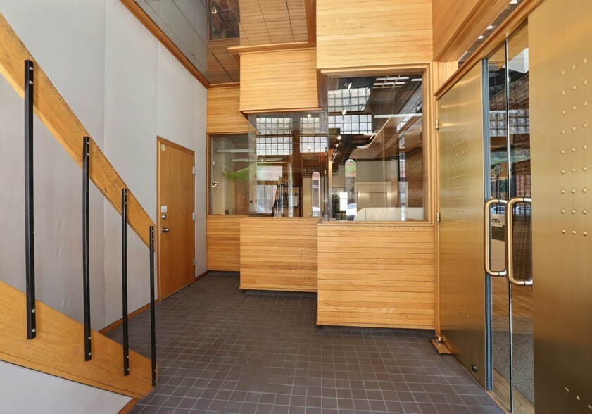 More Photos Of 1635 Blake St, Denver Office For Sale