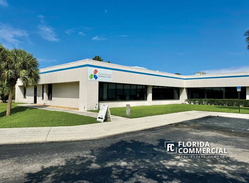 More Photos Of 700 SE Central Pky, Stuart Medical For Lease
