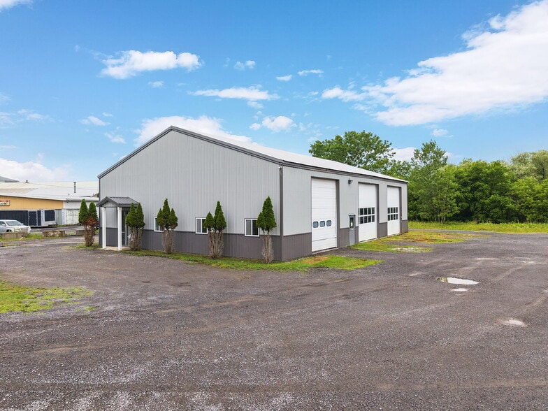 Primary Photo Of 149 Barnerville Rd, Cobleskill Service For Sale