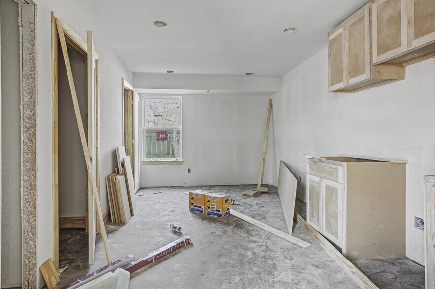 More Photos Of 1244 S Quincy Ave, Tulsa Multifamily For Sale