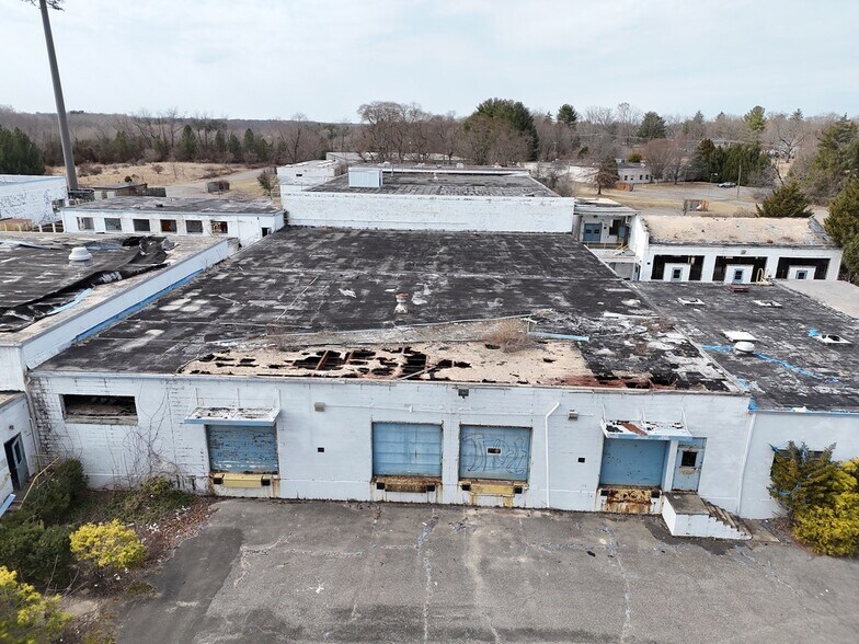More Photos Of 110 Woodfern Rd, Branchburg Warehouse For Sale