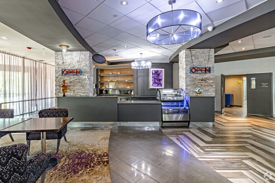 More Photos Of 50 Kenny Pl, Saddle Brook Hospitality For Sale