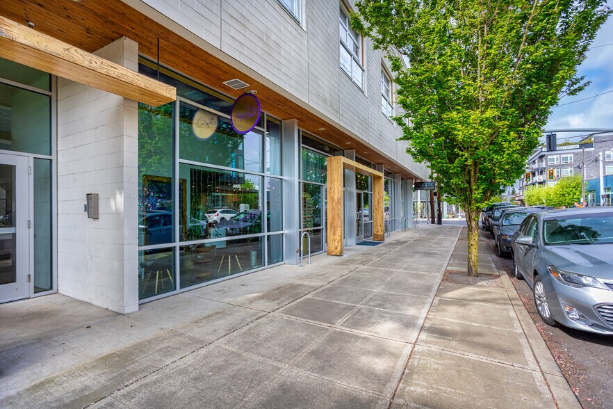 More Photos Of 10-12 NE Shaver St, Portland Apartments For Sale