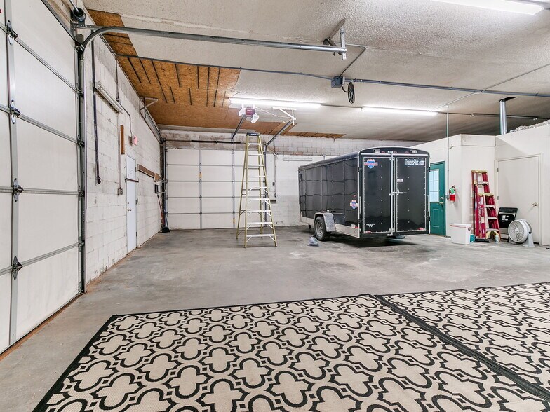 More Photos Of 4705 E Highway 37, Tuttle Office For Sale