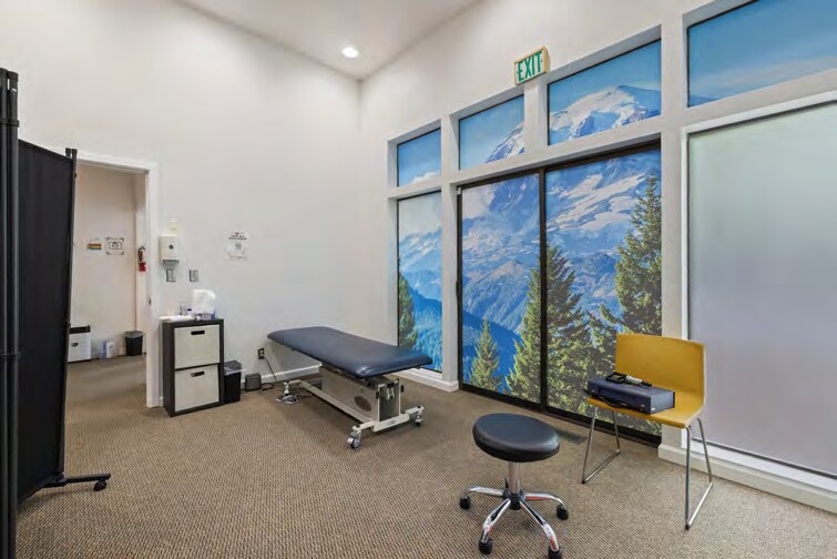 More Photos Of 4114 Bridgeport Way W, University Place Medical For Sale