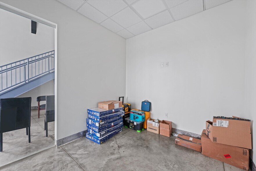 More Photos Of 2051 Bose St, Rosenberg Industrial For Sale