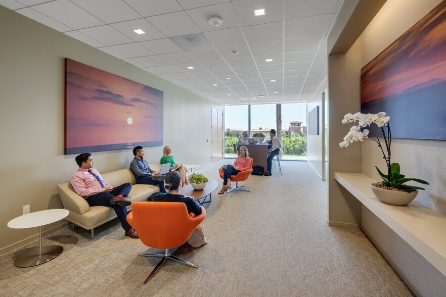 More Photos Of 200 Spectrum Center Dr, Irvine Office For Lease