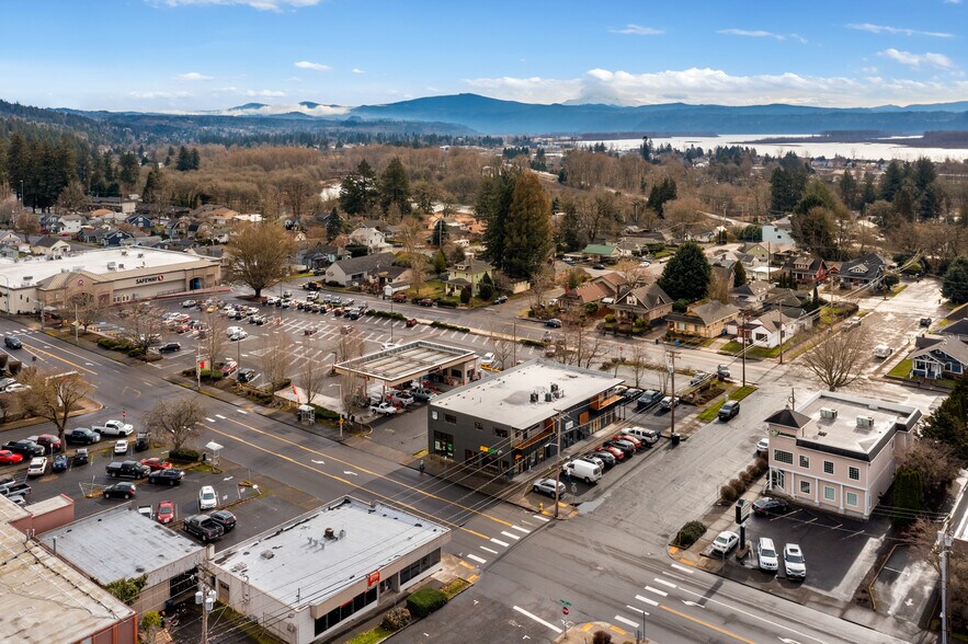 More Photos Of 222 NE Everett St, Camas Storefront Retail Office For Lease