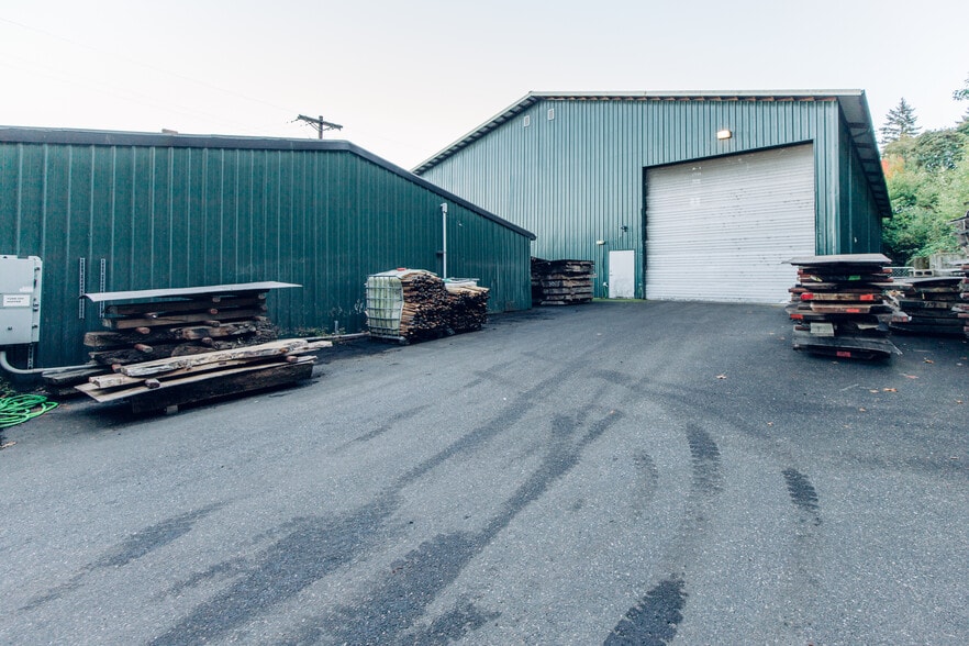 More Photos Of 5165-5275 NW Saint Helens Rd, Portland Manufacturing For Lease