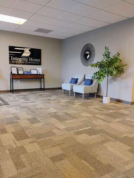 More Photos Of 205 S Liberty St, Harrisonburg General Retail For Lease